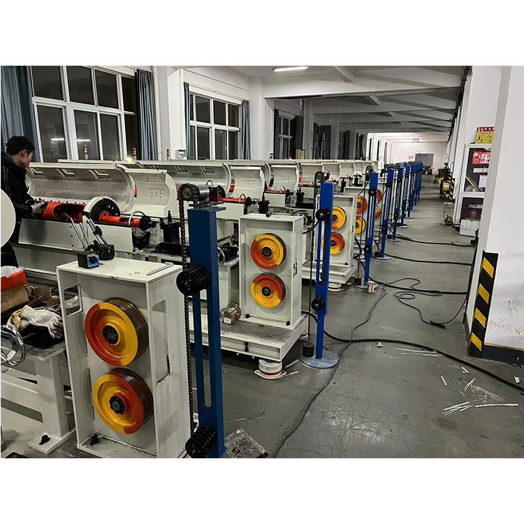 100/12 Mesin Stranding Paip Mendatar